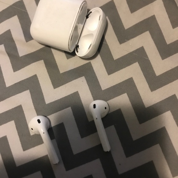 Apple air pods - Picture 4 of 4